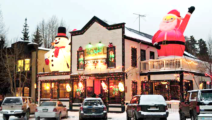 Holiday Fatty's Exterior with Snow